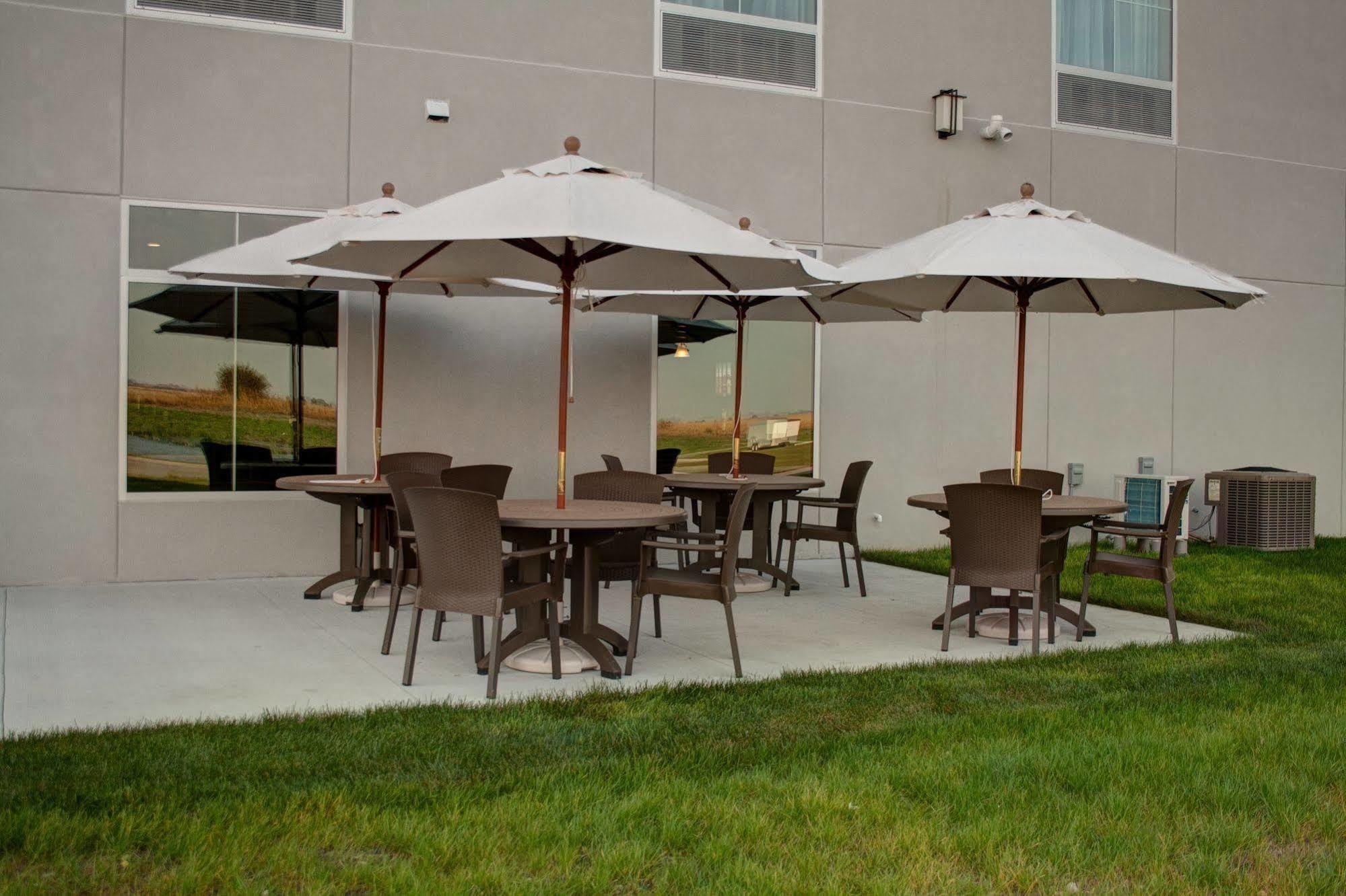 Cobblestone Hotel&Suites - Jefferson Extérieur photo